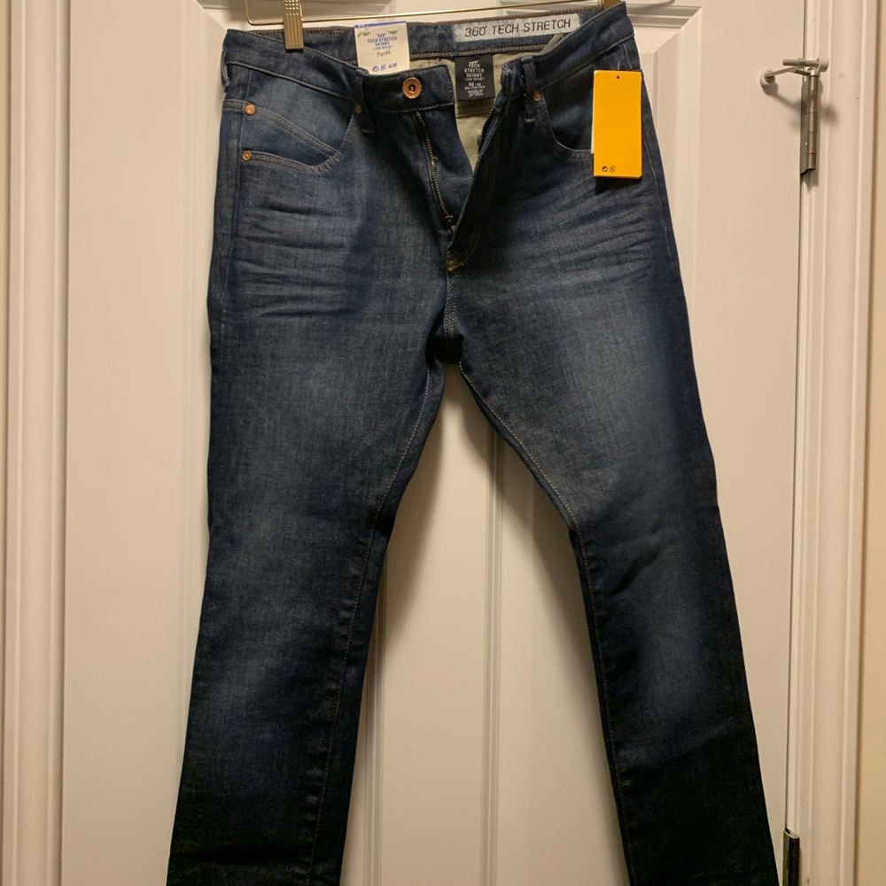 H&M 360 tech stretch skinny low waist denim new with tags. Men 30x30.